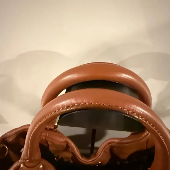 Marc by Marc Jacobs Classic Q Francesca brown leather tote handbag - Picture 7 of 11